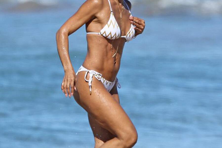 Ces Stars De 40 Et 50 Ans Toujours Canon En Bikini Femme Actuelle