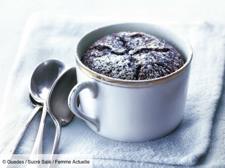 Mug cake au micro ondes rapide découvrez les recettes de cuisine de