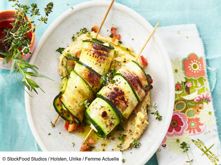 Brochettes de tofu et courgettes frites facile et rapide découvrez