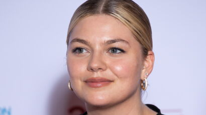 Louane Couper Le Souffle Elle Ose Le Mix Micro Jupe En Jean Et