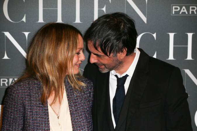 Photos Vanessa Paradis Et Samuel Benchetrit Amoureux Sur Le Tapis