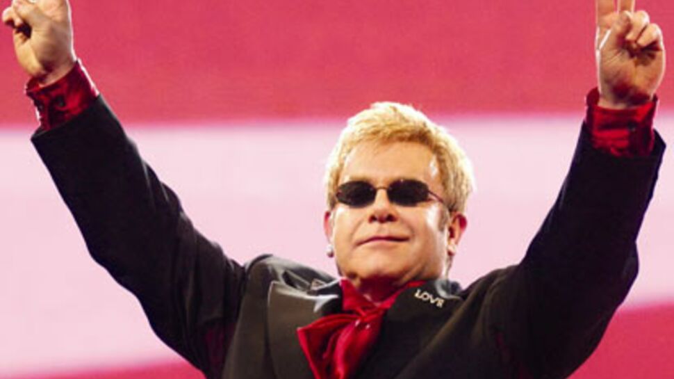 Elton John, 60 ans et toujours flamboyant !