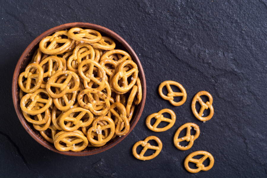 Les gâteaux apéritifs les moins caloriques Femme Actuelle