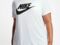 Nike grande taille : le tee-shirt « swooh »