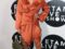 Fashion week : Caroline Receveur en robe orange