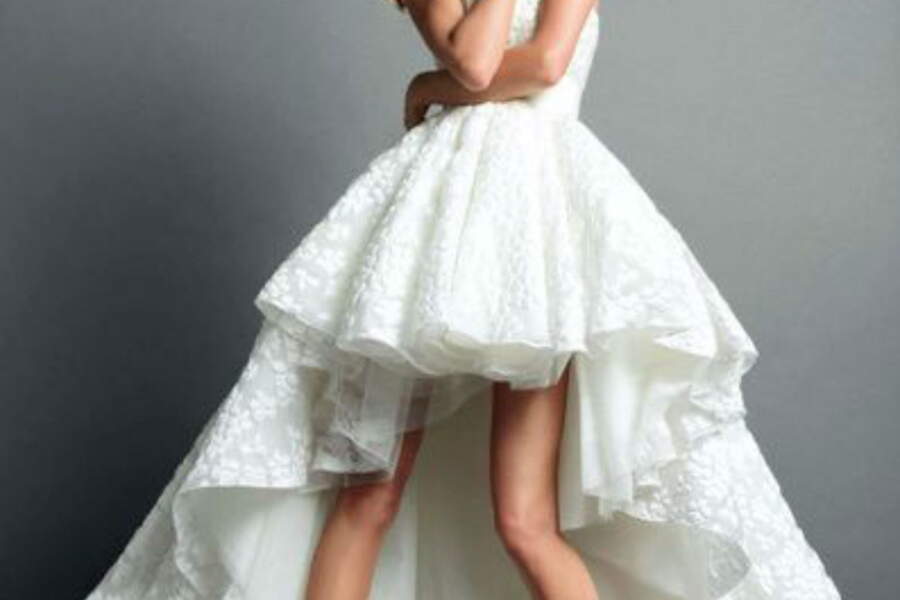 Robe De Mariee Courte Devant Et Longue Derriere 15 robes de mariée courtes super tendance - Femme Actuelle