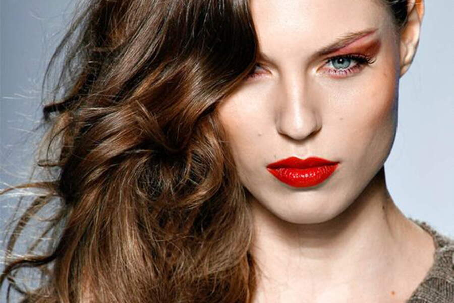 Coiffure : 20 façons de porter la raie de côté - Femme Actuelle