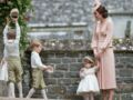 Mariage de Pippa Middleton et James Matthews : Kate Middleton, Charlotte et George sur le parvis de l'église