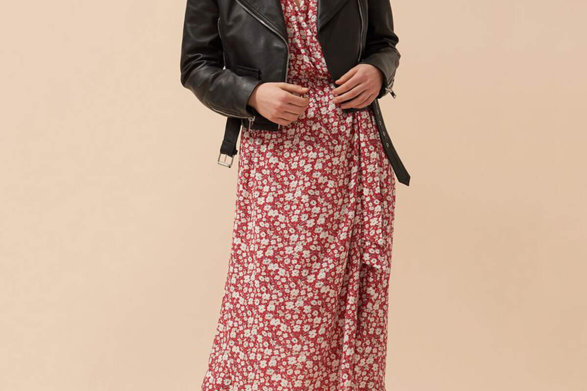 Robes les 20 plus belles tenues pour sublimer votre forte poitrine