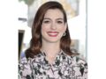 Les ondulations glamour à la Anne Hathaway