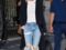 Céline Dion : jean troué et sans maquillage