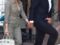 Jennifer Lopez et Alex Rodriguez arrivent à un dîner dans une résidence privée à New York le 25 aout 2017.