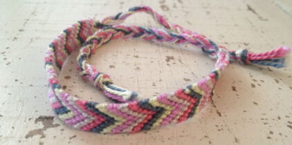 Un bracelet brésilien facile