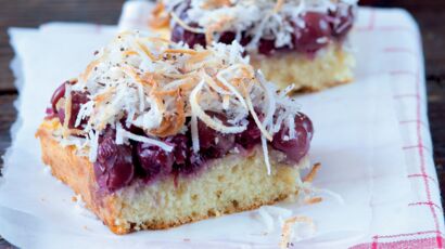 La Delicieuse Recette Du Gateau Aux Noix De Laurent Mariotte Femme Actuelle Le Mag