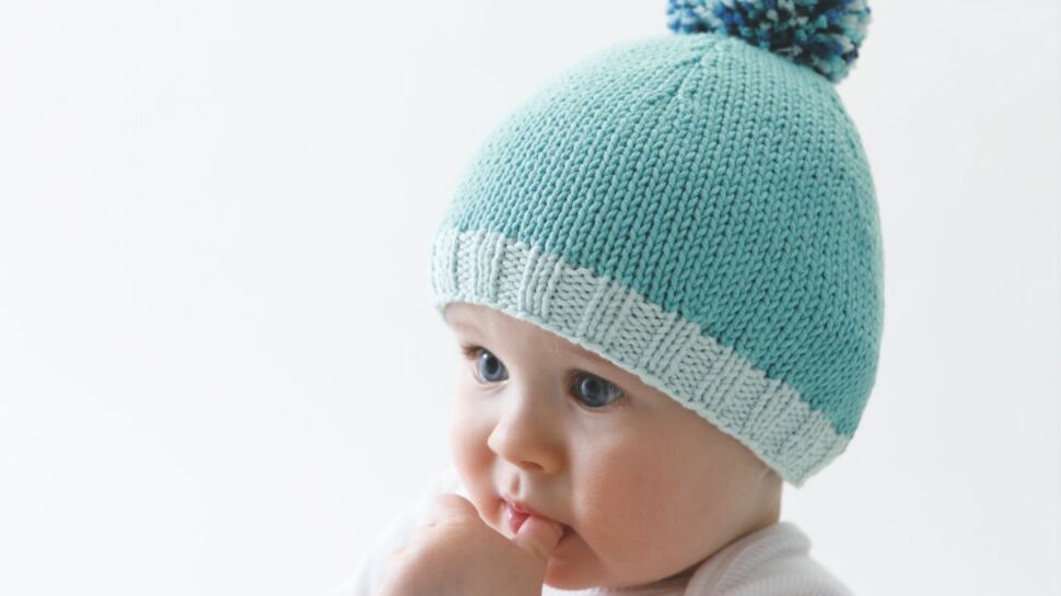 coloris Azur, Un bonnet pour bébé