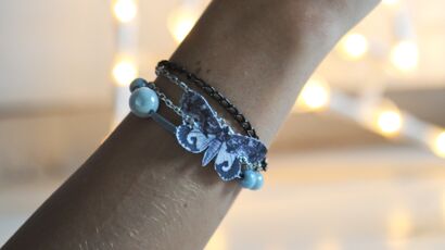 Comment faire un bracelet scoubidou carré ? : Femme Actuelle Le MAG
