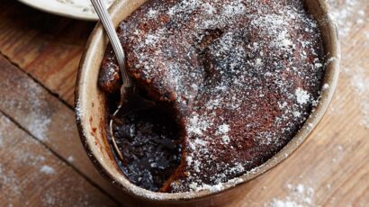 Recette - Bouchées au chocolat cœur coulant caramel en vidéo