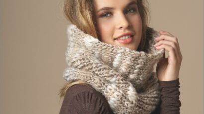 Modele De Tricot Gratuit Le Snood Ecru Pour Enfant Femme Actuelle Le Mag