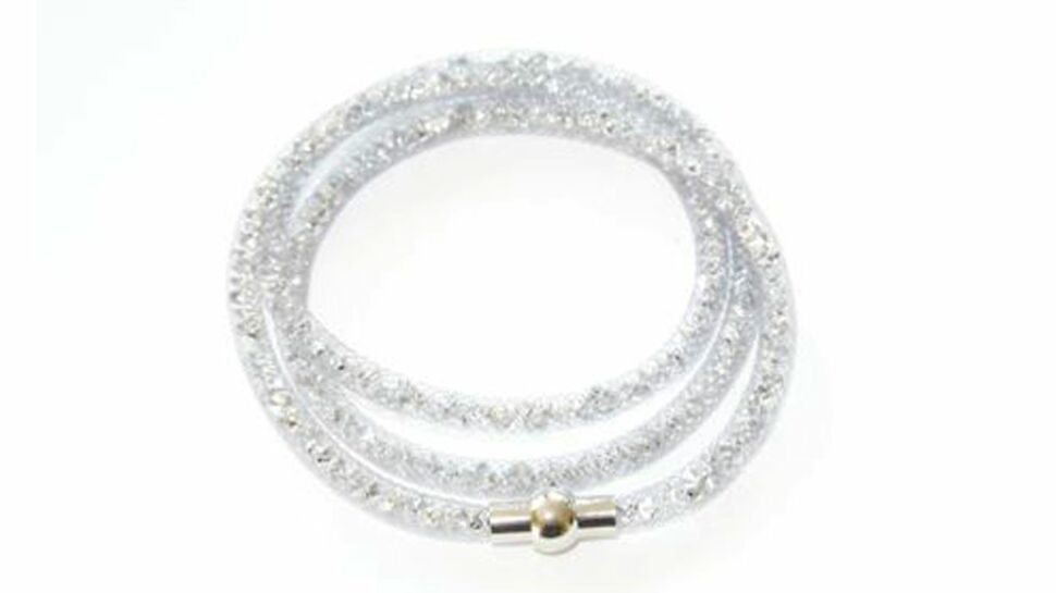 Un bracelet résille habillé de cristaux
