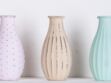 Des vases décorés à la peinture effet craquelé