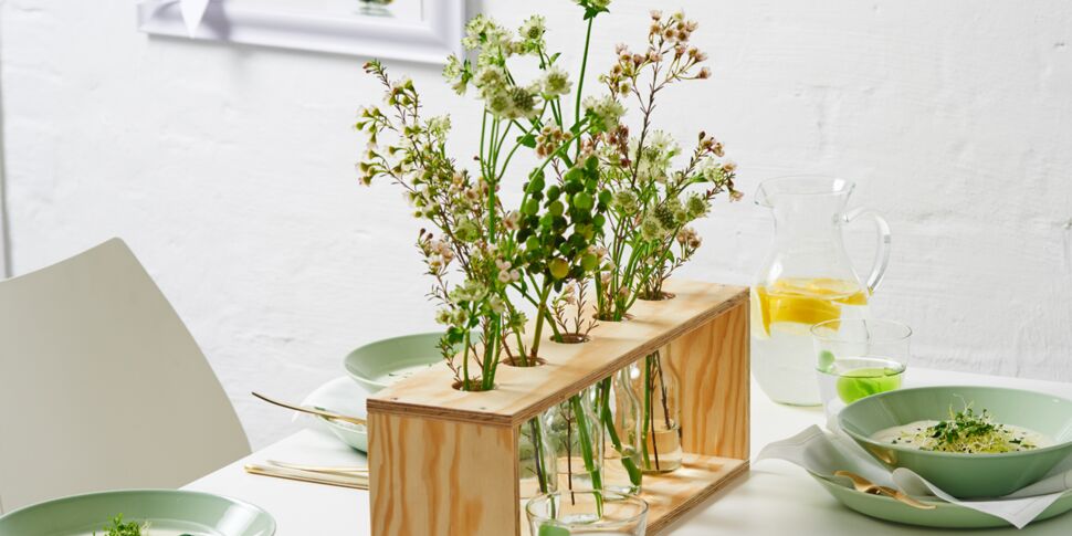 Un vase design pour une déco florale tendance