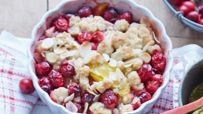 Crumble aux cranberries et amandes : Femme Actuelle Le MAG