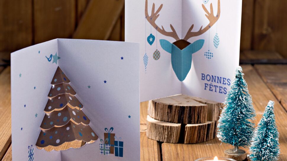 Carte pop-up avec un sapin et un cerf pour Noël