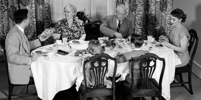 Faut-il imposer les repas de famille à nos petits-enfants ?