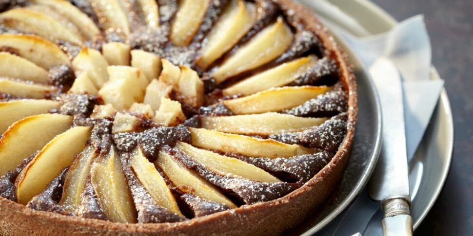 Tarte Amandine Poire-chocolat : Femme Actuelle Le MAG