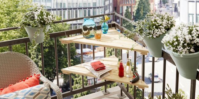 Comment faire une table de balcon en angle ?