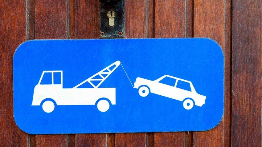Peut-on stationner devant son propre garage ?