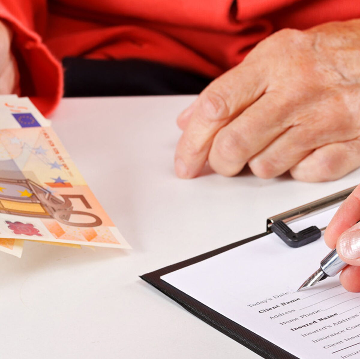 Arrhes Et Acompte Quelle Difference Femme Actuelle Le Mag