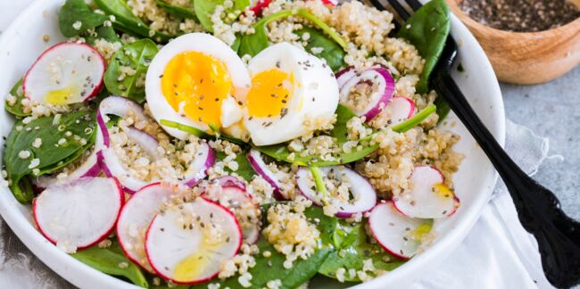 Salade au quinoa et aux graines de chia