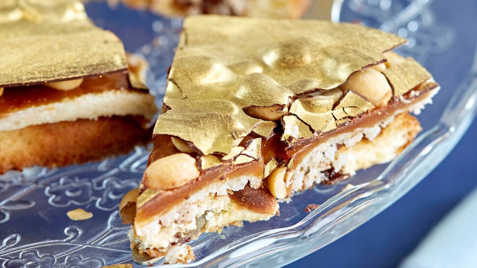 Le gâteau Reine Elisabeth caramel et cacahuètes de Cyril Lignac