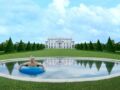 Coût, autorisation, impôts… Tout savoir avant de faire construire une piscine