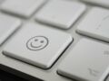 Comment insérer des emojis sur mon clavier pour les utiliser dans les mails ?