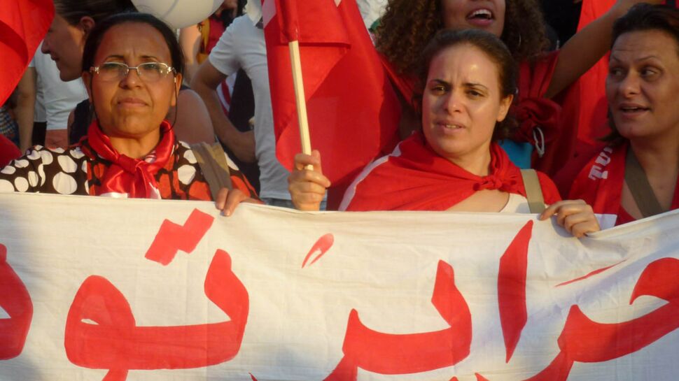 Reportage : nous avons suivi ces femmes qui manifestent en Tunisie