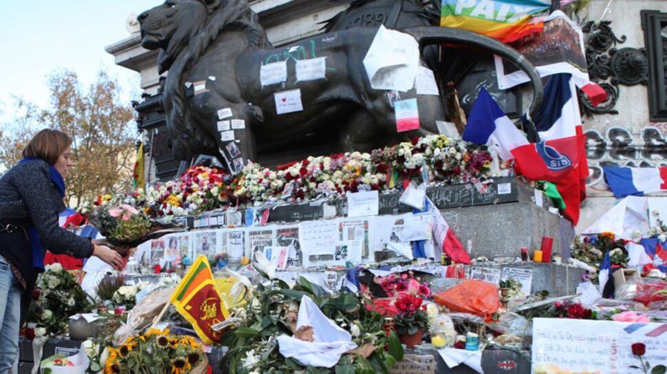 Place de la République, des citoyennes entretiennent la mémoire des victimes