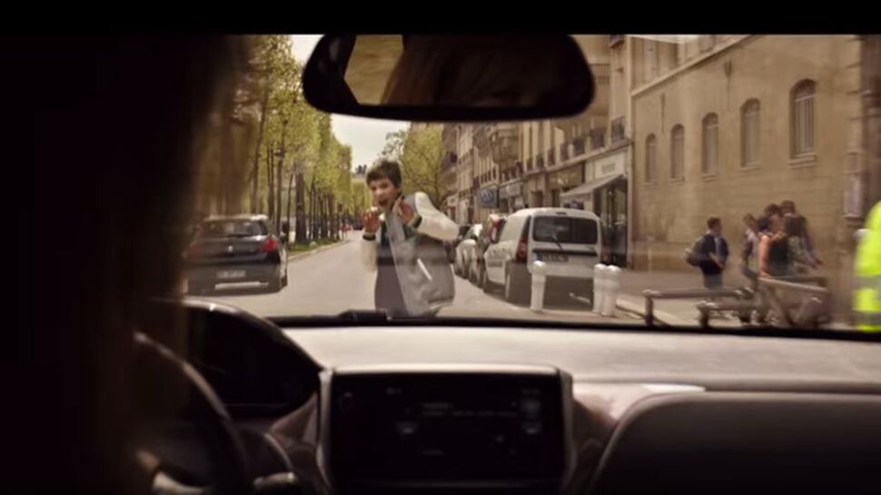 Accidents sur le chemin de l'école, le clip émouvant de Luc Besson