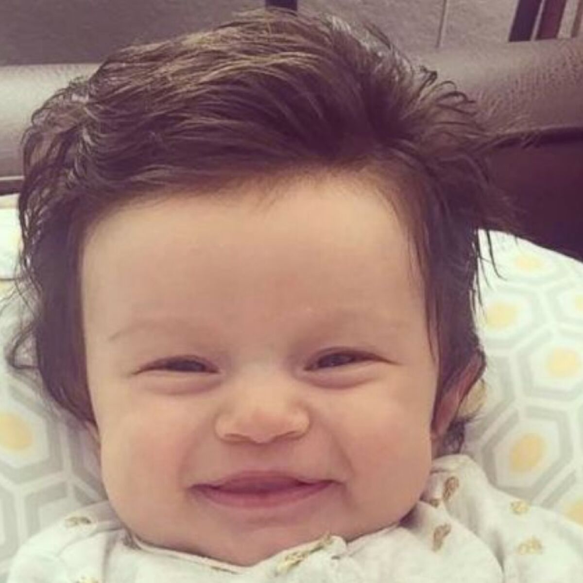 Baby Izzy Le Bebe Chevelu Qui Fait Le Buzz Femme Actuelle Le Mag