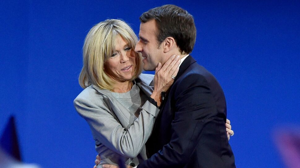 Brigitte Macron: "péroxydée","bronzée"... les médias étrangers la scrutent à la loupe