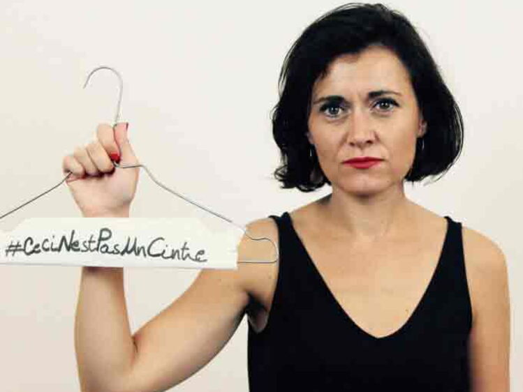 Ceci N Est Pas Un Cintre Signification