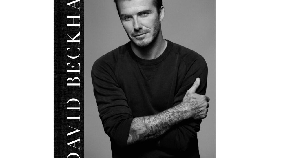 David Beckham signe un livre de photos sur sa vie