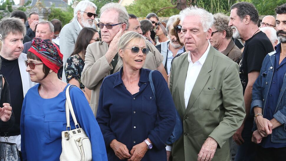 Photos - Dorothée, Jacky Jakubowicz, Ariane Carletti... Tous émus aux funérailles de François Corbier
