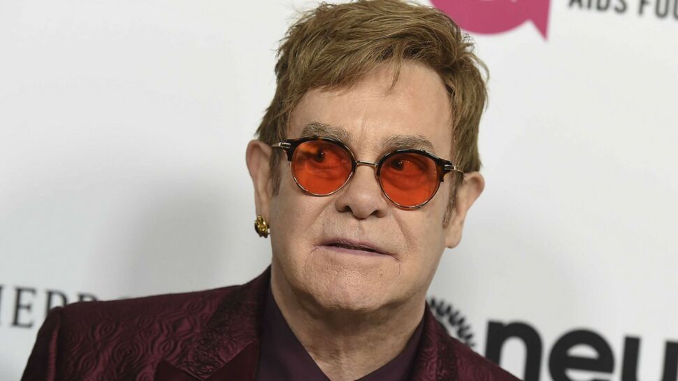 Elton John placé en soins intensifs suite à une grave infection