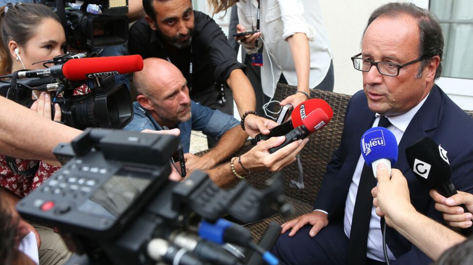 François Hollande sort de son silence et tacle son successeur