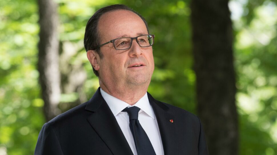 François Hollande : découvrez sa dernière séance photo...surréaliste!