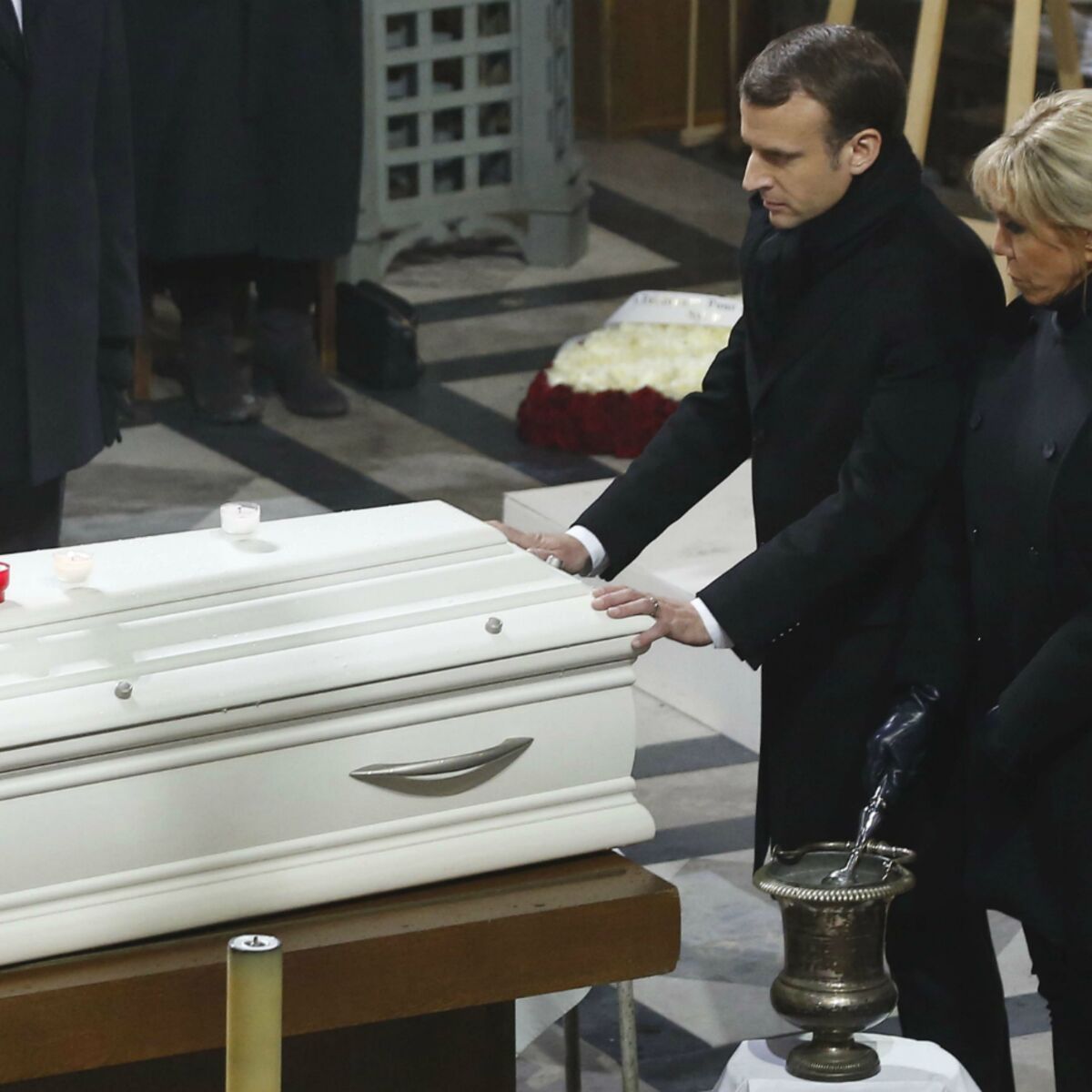 Heritage De Johnny Hallyday Pourquoi La Presence D Emmanuel Macron Aux Obseques Pourrait Se Retourner Contre Laeticia Femme Actuelle Le Mag