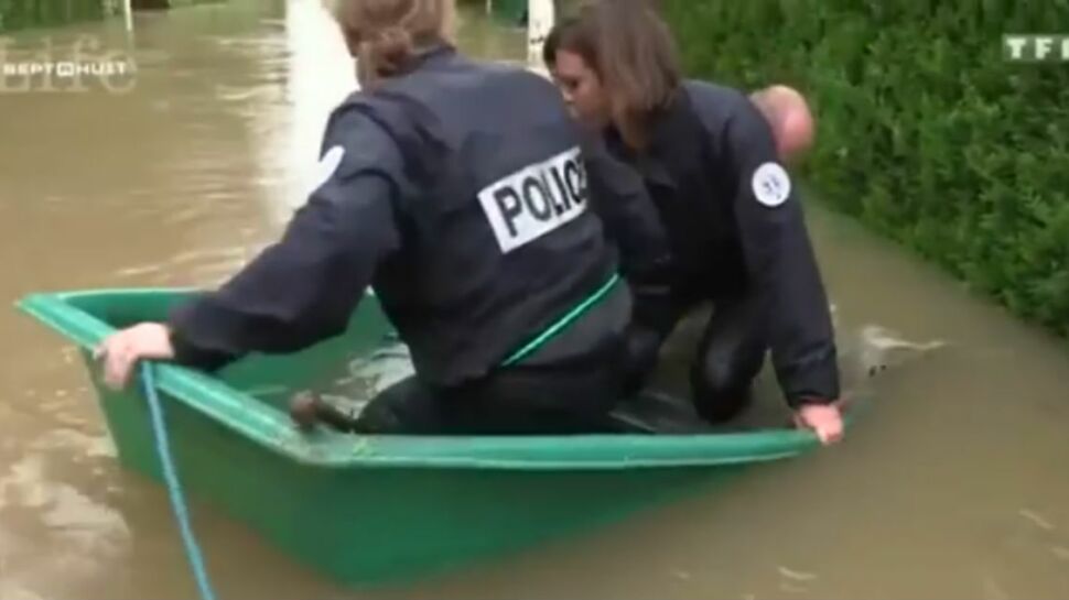 Inondations : trois policiers se mouillent vraiment pour secourir les sinistrés