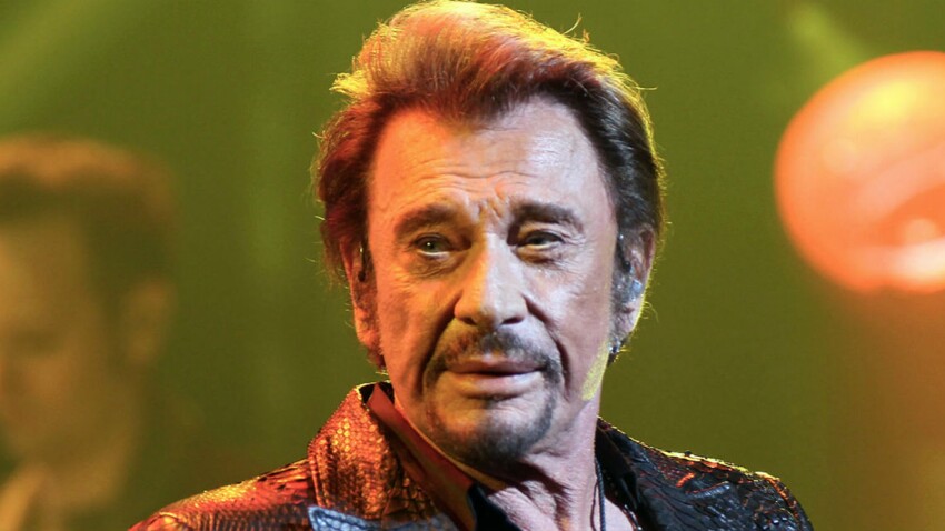 Johnny Hallyday Pour La Messe Anniversaire Ses Fans Ont Eu Une Idee Indecente Femme Actuelle Le Mag